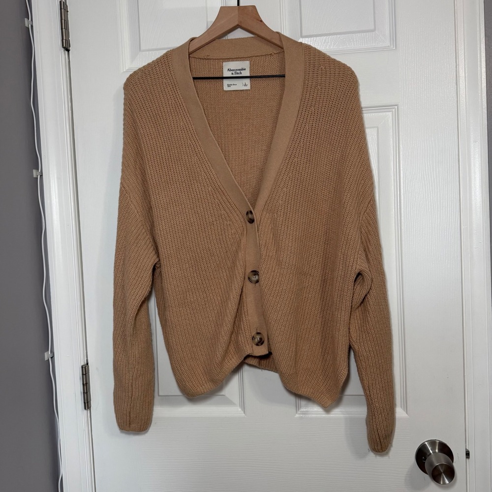 Abercrombie & Fitch Tan chunky fisherman Oversized Cardigan Sweater L grandma